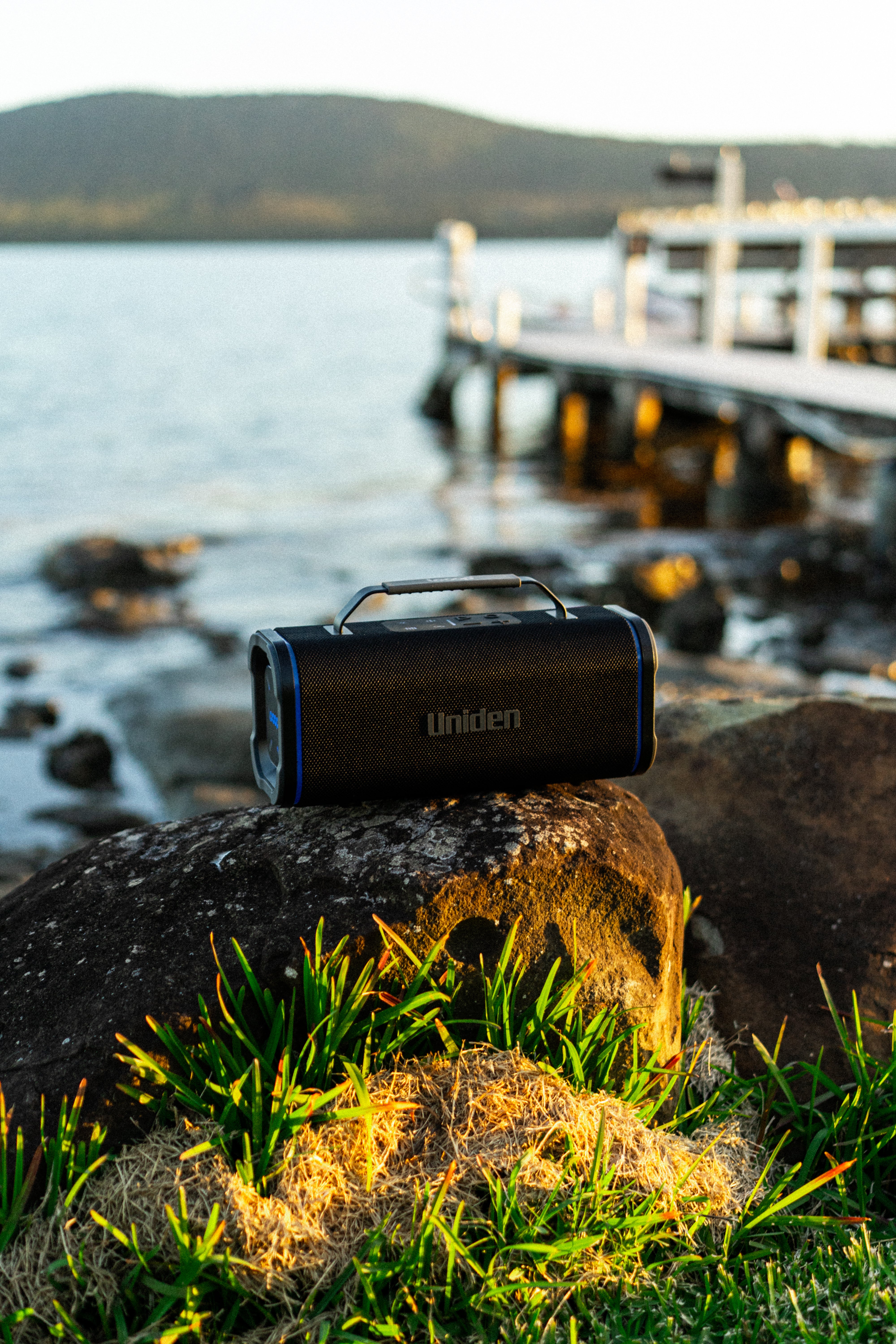 Uniden Looop Yon 100W Waterproof Speaker & Power Bank