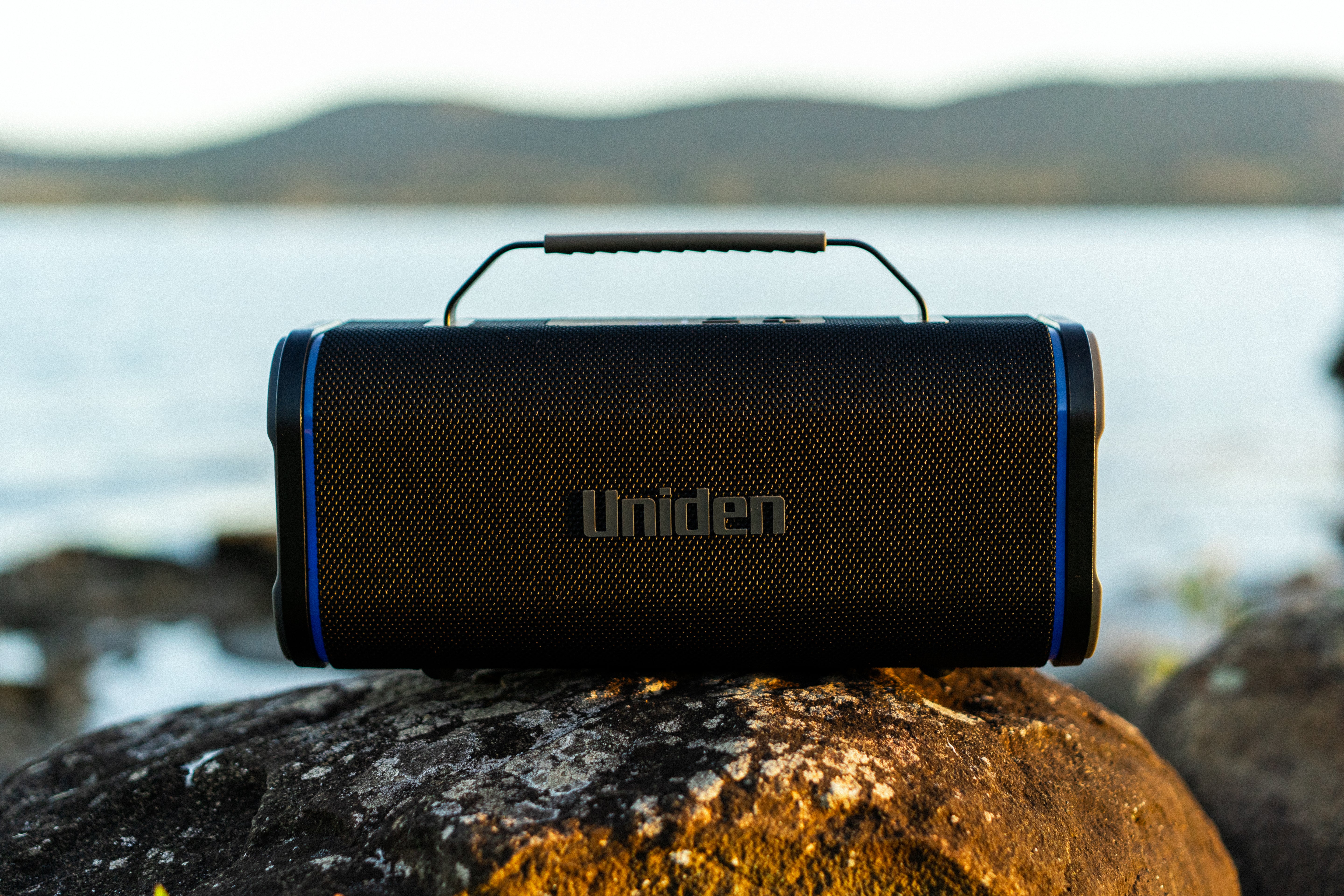 Uniden Looop Yon 100W Waterproof Speaker & Power Bank