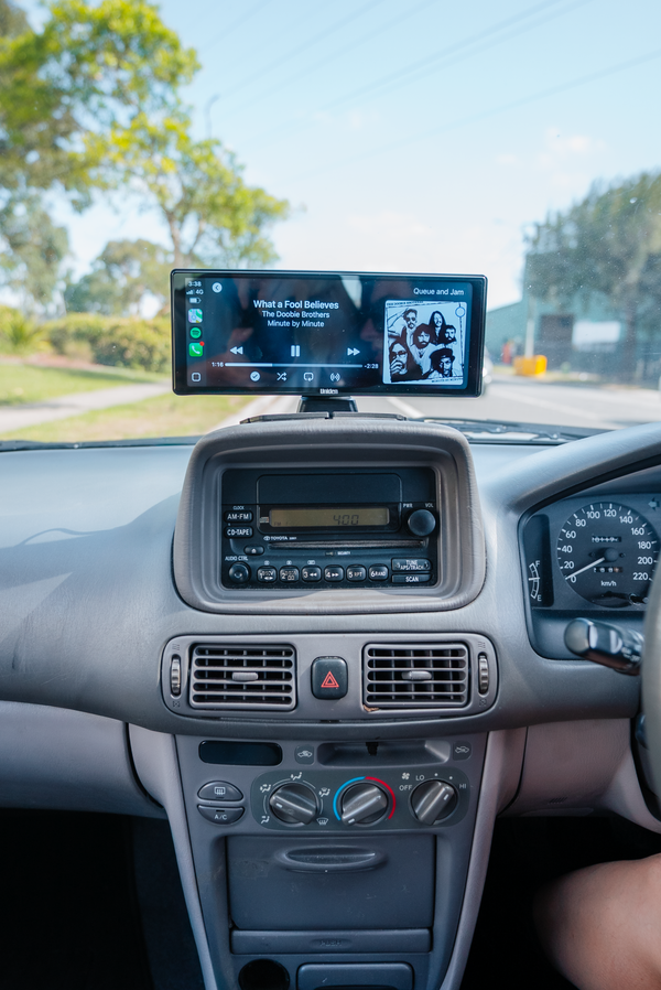 Uniden iGO PLAY 10+ wireless CarPlay screen fitted in a car Australia