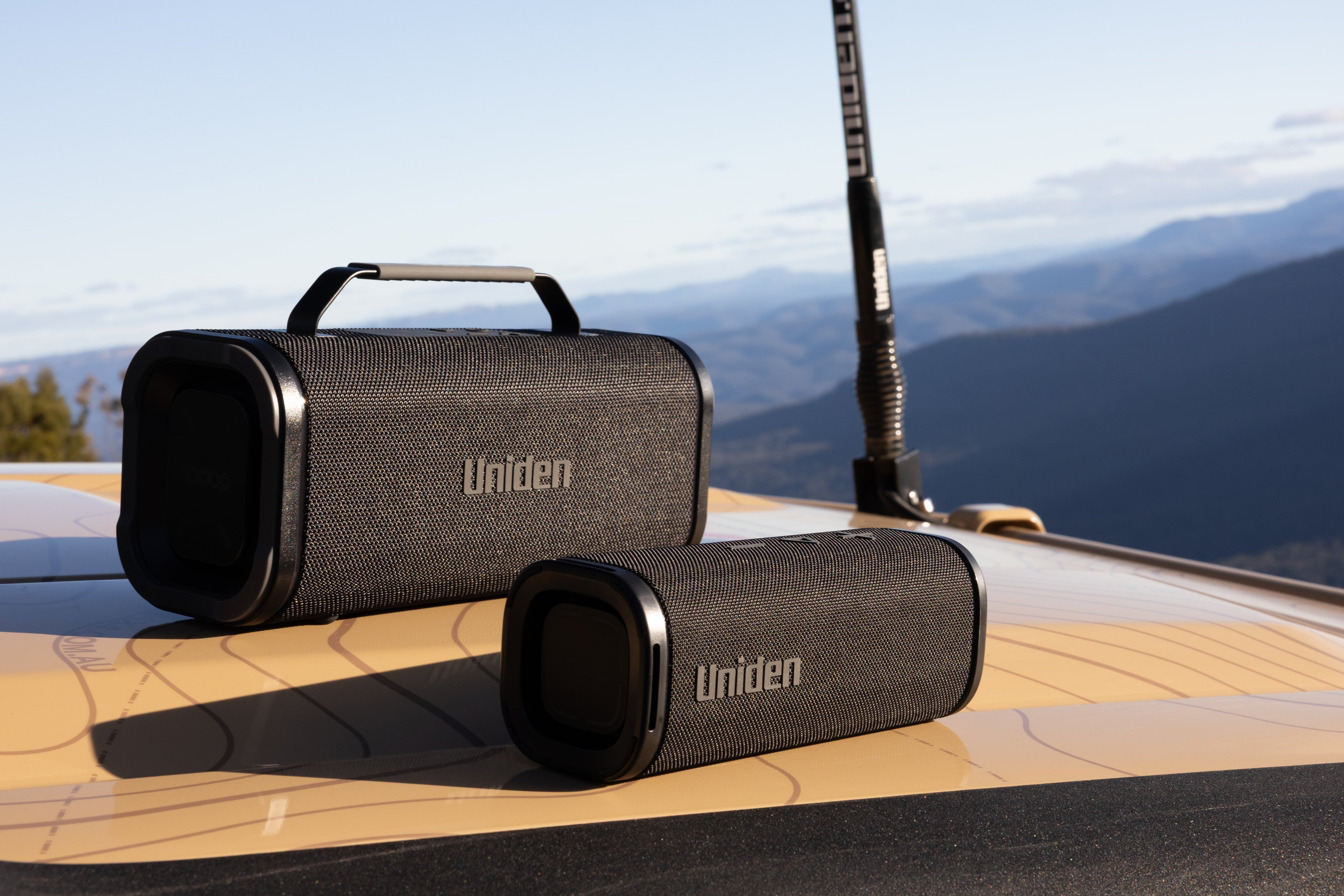 Uniden Looop - Portable Bluetooth Waterproof Speakers