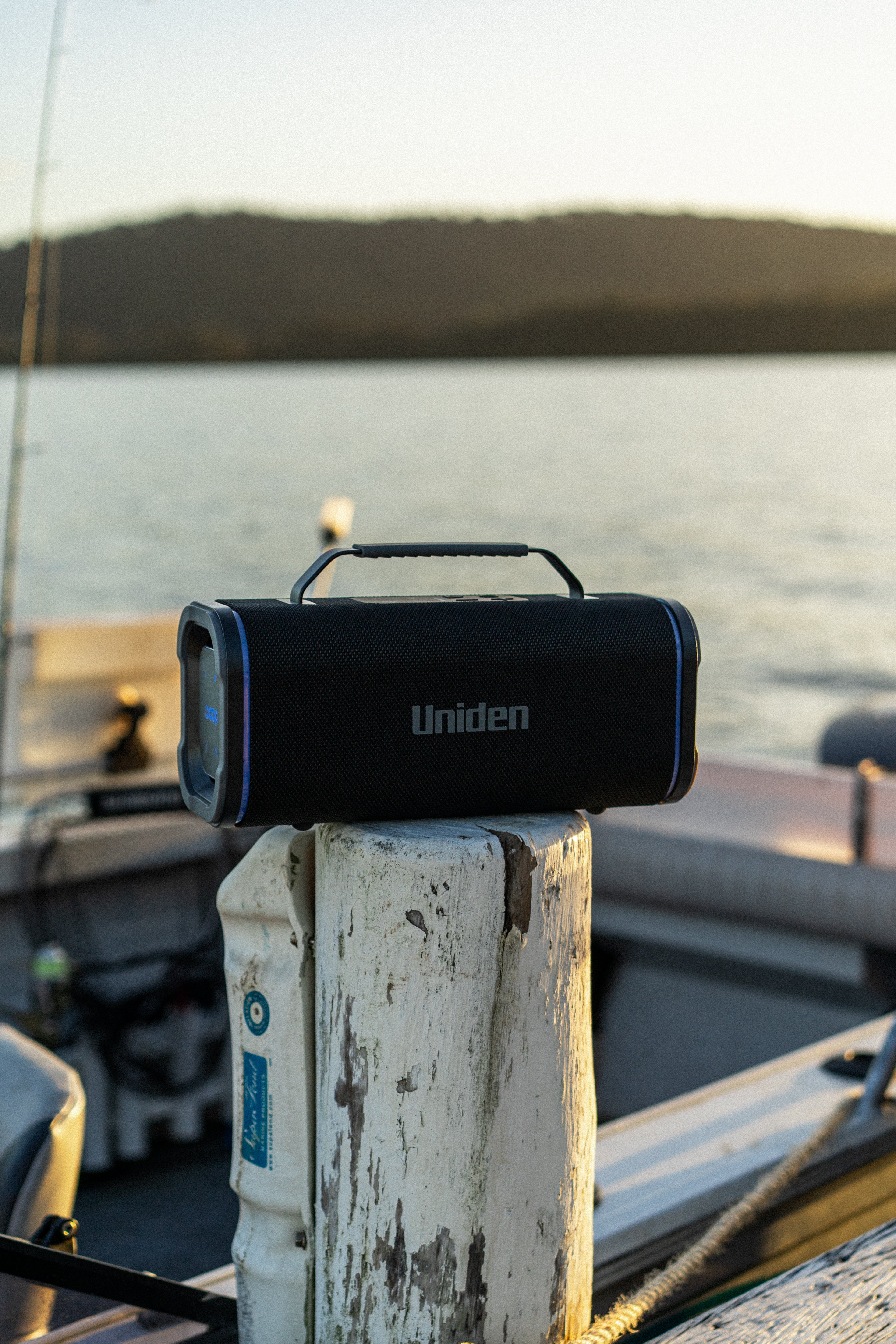 Uniden Looop Yon 100W Waterproof Speaker & Power Bank
