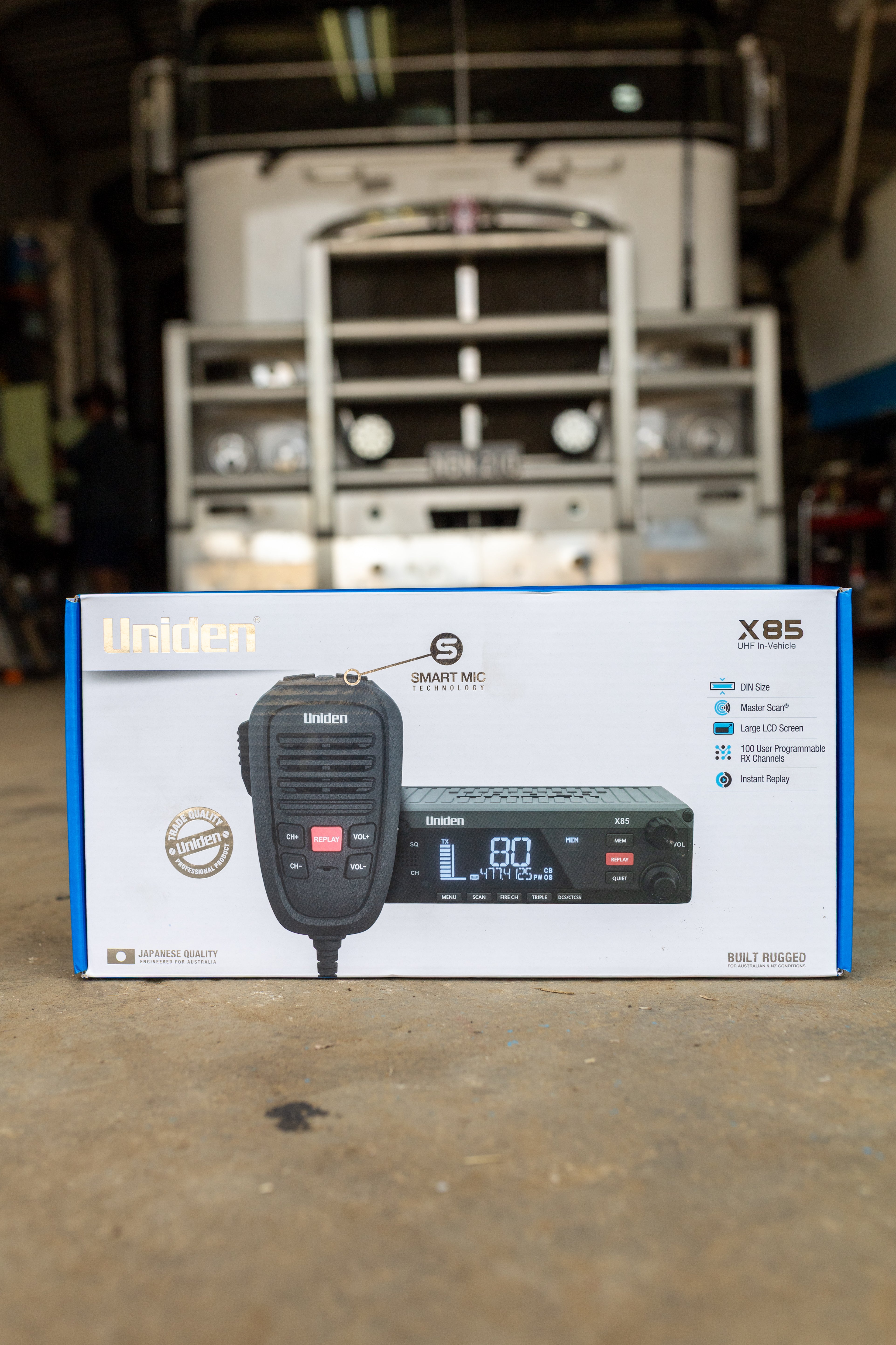 X85 DIN Mount UHF CB Radio