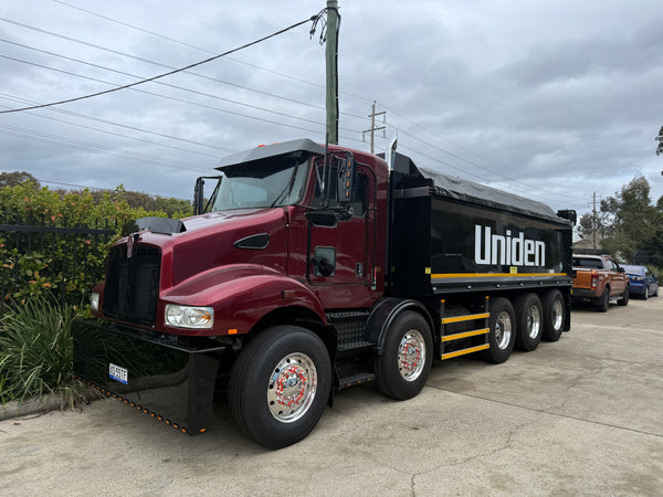 X85 DIN Mount UHF CB Radio collage image 2