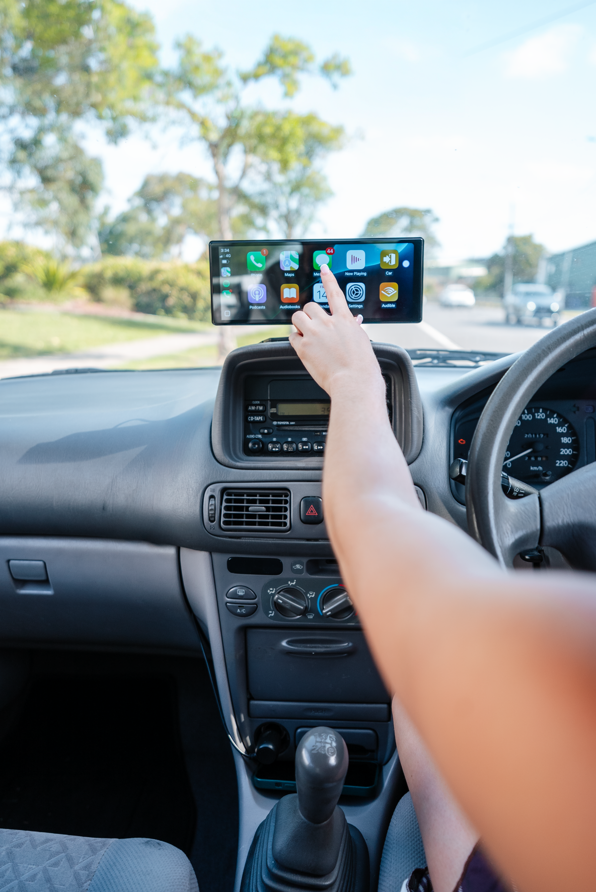 iGO PLAY 10+ 10.26″ Wireless CarPlay Android Auto Screen, In Car ...