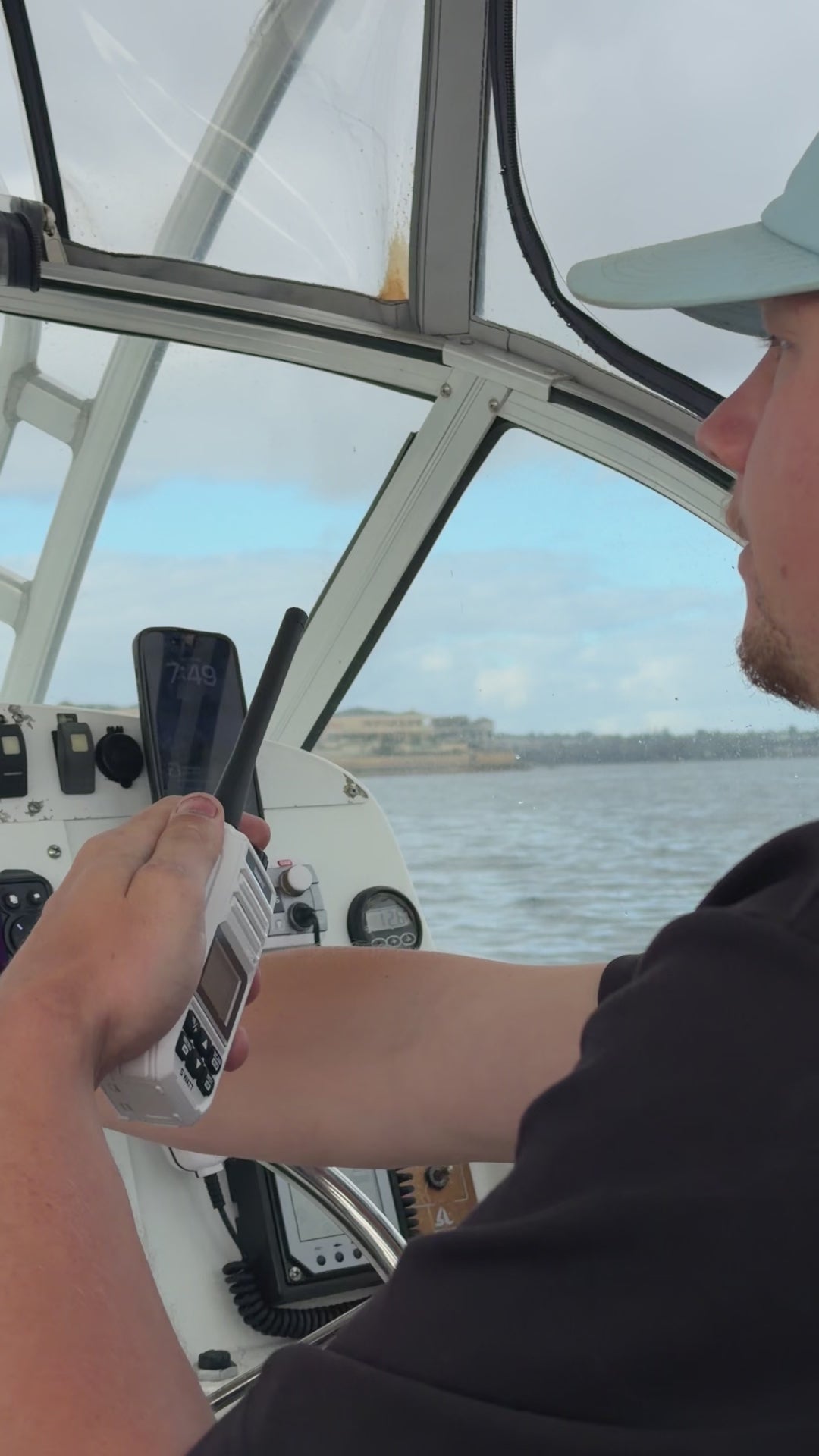 MHS129 5W Waterproof Handheld VHF Marine Radio